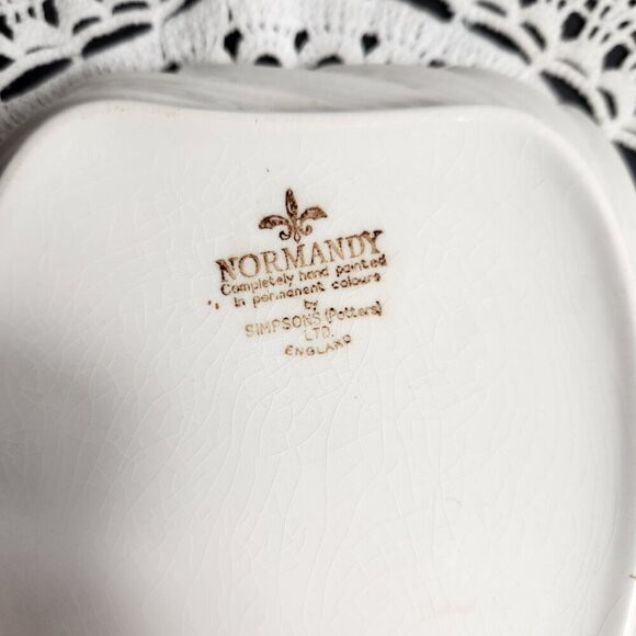Simpsons Pottery Serving Dish Normandy Pattern Bowl Hand Painted Made in England - Picture 8 of 10